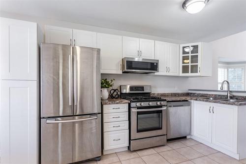 3243 New Street|Unit #1A, Burlington, ON - Indoor Photo Showing Kitchen With Double Sink