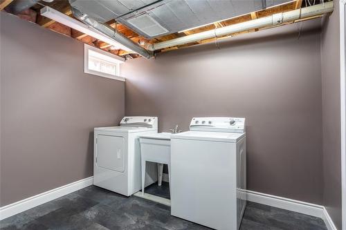3243 New Street|Unit #1A, Burlington, ON - Indoor Photo Showing Laundry Room