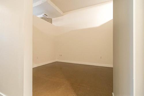 66 Bay Street S|Unit #613, Hamilton, ON - Indoor Photo Showing Other Room