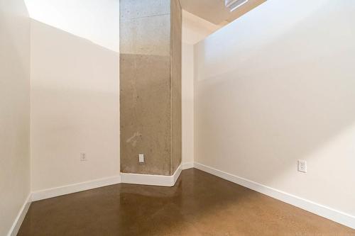 66 Bay Street S|Unit #613, Hamilton, ON - Indoor Photo Showing Other Room