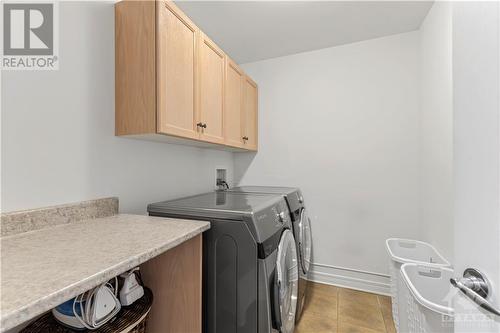 213 Dunston Terrace, Ottawa, ON - Indoor Photo Showing Laundry Room