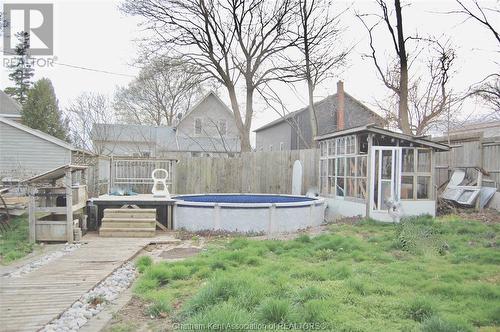 282 Victoria Street, Highgate, ON - Outdoor With Above Ground Pool