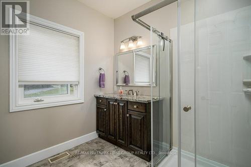 2516 County 9 Rd, Greater Napanee, ON - Indoor Photo Showing Bathroom