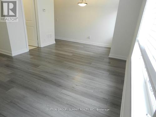#344 -3066 Sixth Line, Oakville, ON - Indoor Photo Showing Other Room