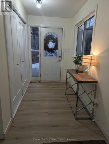 20194 Main Street, Caledon, ON - Indoor Photo Showing Other Room