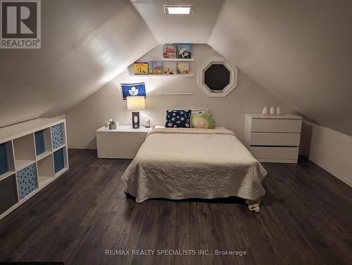 20194 Main Street, Caledon, ON - Indoor Photo Showing Bedroom