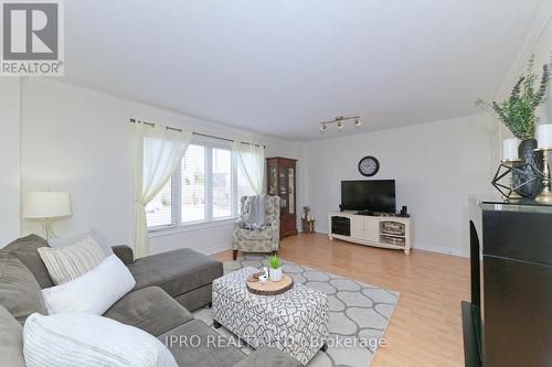 42 Grey Owl Street, Halton Hills, ON - Indoor Photo Showing Living Room