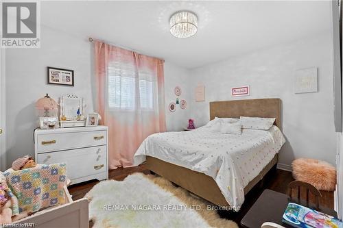 43 Thorold Avenue, Thorold, ON - Indoor Photo Showing Bedroom