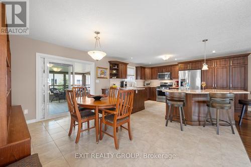 82 Dorchester Dr, Prince Edward County, ON - Indoor Photo Showing Kitchen