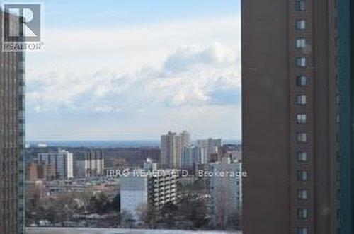 1413 - 135 Hillcrest Avenue, Mississauga, ON - Outdoor With View