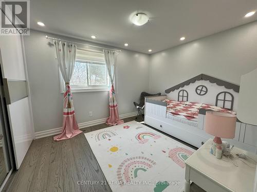 2545 Windjammer Rd, Mississauga, ON - Indoor Photo Showing Other Room