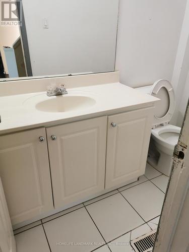 123 Purpledusk Tr, Toronto, ON - Indoor Photo Showing Bathroom