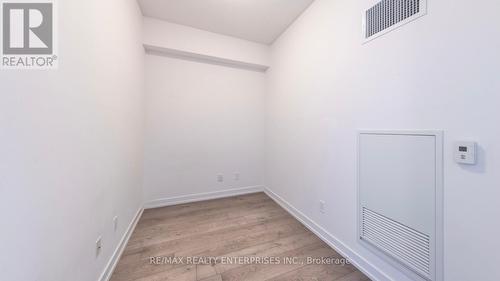 815 - 297 College Street, Toronto, ON - Indoor Photo Showing Other Room