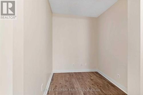 #505 -1121 Bay St, Toronto, ON - Indoor Photo Showing Other Room
