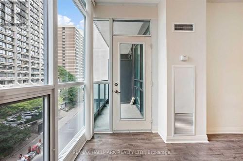 #505 -1121 Bay St, Toronto, ON -  Photo Showing Other Room