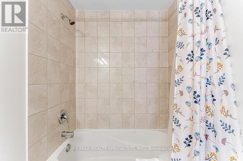 9 Churchlea Mews, Orillia, ON - Indoor Photo Showing Bathroom
