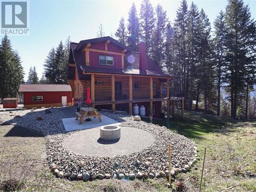 2589 Airstrip Road, Anglemont, BC - Outdoor