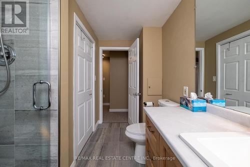 20 Ridout St, Brockton, ON - Indoor Photo Showing Bathroom