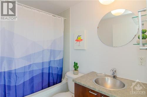 383 Cumberland Street Unit#405, Ottawa, ON - Indoor Photo Showing Bathroom