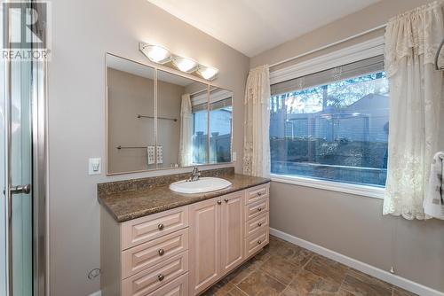 108 7650 St Patrick Avenue, Prince George, BC - Indoor Photo Showing Bathroom
