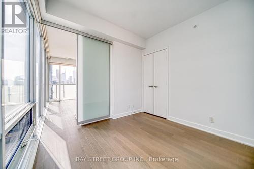 #2610 -15 Grenville St, Toronto, ON - Indoor Photo Showing Other Room