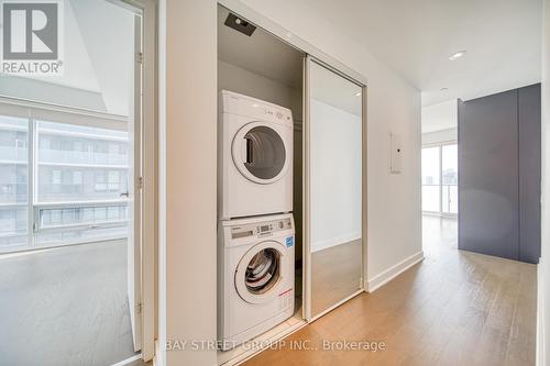 2610 - 15 Grenville Street, Toronto, ON - Indoor Photo Showing Laundry Room