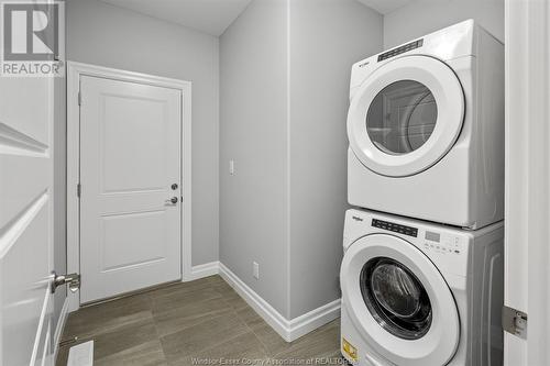 19 Tracy Drive, Chatham, ON - Indoor Photo Showing Laundry Room