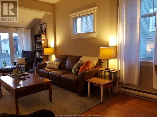 45 Chapman, Moncton, NB - Indoor Photo Showing Living Room