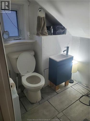 45 Chapman, Moncton, NB - Indoor Photo Showing Bathroom