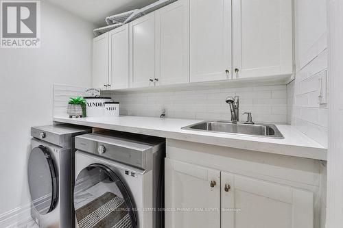 1502 Crescent Road, Mississauga, ON - Indoor Photo Showing Laundry Room