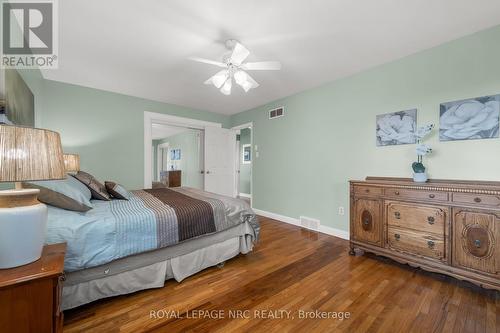 14 Fifty Rd, Hamilton, ON - Indoor Photo Showing Bedroom
