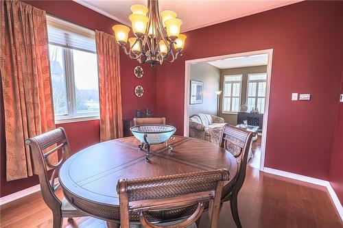 178 Doon Mills Drive, Kitchener, ON - Indoor Photo Showing Dining Room