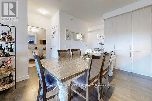 #1008 -85 Oneida Cres, Richmond Hill, ON - Indoor Photo Showing Dining Room