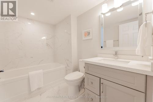 #504 -1700 The Collegeway, Mississauga, ON - Indoor Photo Showing Bathroom