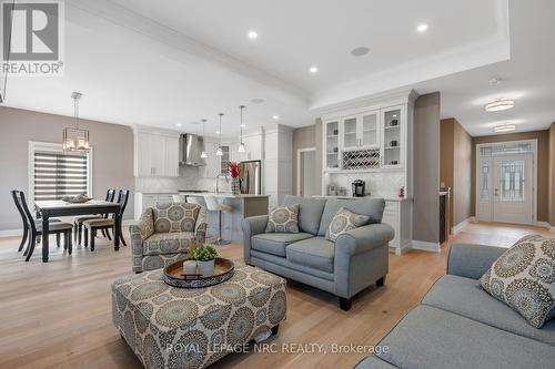 B Rathfon Road, Wainfleet, ON - Indoor Photo Showing Living Room