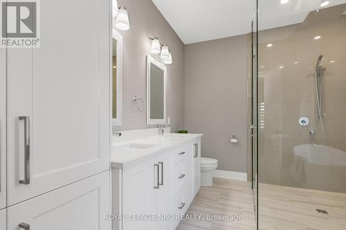 B Rathfon Road, Wainfleet, ON - Indoor Photo Showing Bathroom