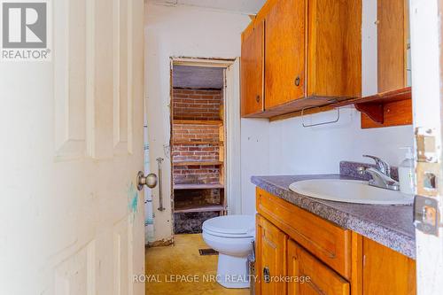 496 Ridge Rd N, Fort Erie, ON - Indoor Photo Showing Bathroom
