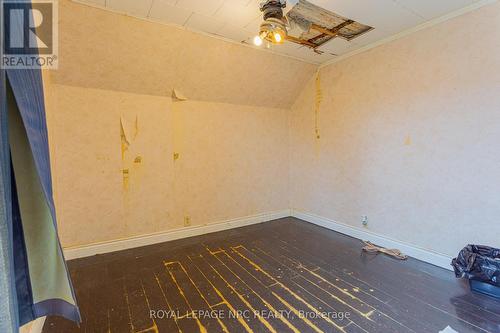 496 Ridge Rd N, Fort Erie, ON - Indoor Photo Showing Other Room