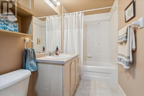 #101 -3497 Upper Middle Rd, Burlington, ON - Indoor Photo Showing Bathroom
