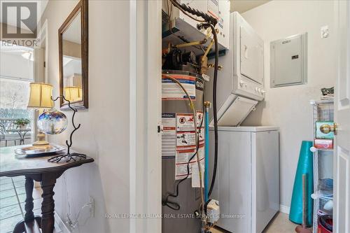 #101 -3497 Upper Middle Rd, Burlington, ON - Indoor Photo Showing Laundry Room