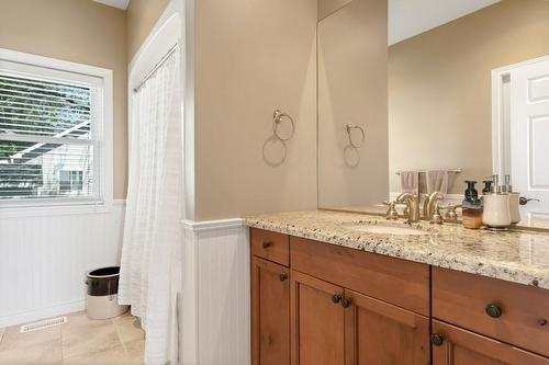 3098 Lakeshore Road, Dunnville, ON - Indoor Photo Showing Bathroom