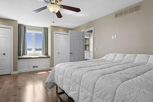 3098 Lakeshore Road, Dunnville, ON - Indoor Photo Showing Bedroom