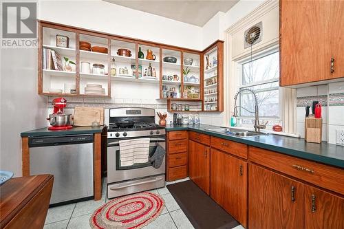 64 Maple Avenue, Smiths Falls, ON - Indoor Photo Showing Kitchen With Double Sink