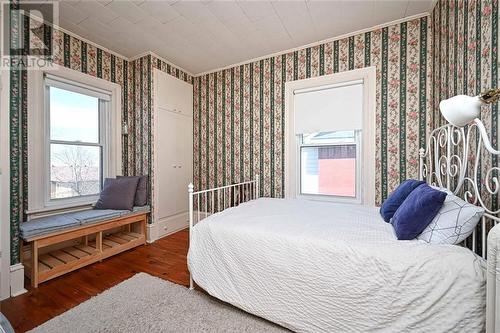 64 Maple Avenue, Smiths Falls, ON - Indoor Photo Showing Bedroom