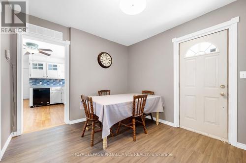 15 Victoria St, Madoc, ON - Indoor Photo Showing Dining Room