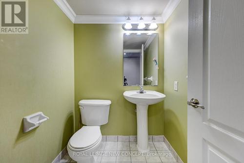 1105 - 880 Grandview Way, Toronto, ON - Indoor Photo Showing Bathroom