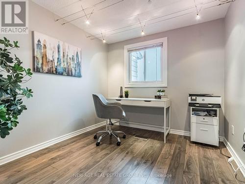 188 Golden Orchard Dr, Hamilton, ON - Indoor Photo Showing Office