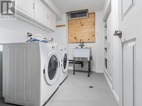 188 Golden Orchard Dr, Hamilton, ON - Indoor Photo Showing Laundry Room