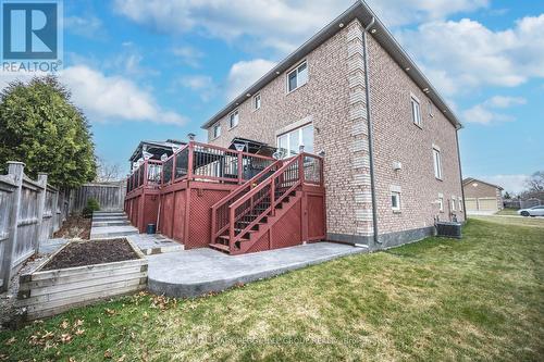 3 Shalom Way, Barrie, ON - Outdoor