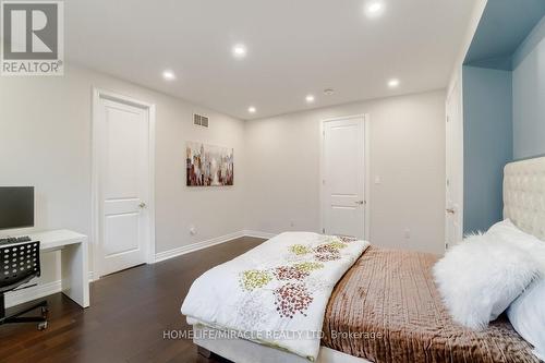 498 Wettlaufer Terr, Milton, ON - Indoor Photo Showing Bedroom